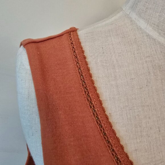 Tahari - Blazer in Burnt Orange, Matching Tank by Tribal, Unbranded Black Skirt - Picture 11 of 16